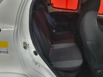 Citroën C1 1.0 VTi AirS Shine picture 26