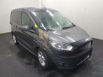Purkuautot commercial vehicles Ford Transit Courier Van 1.5 TDCI Trend 2015/4