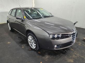 disassembly passenger cars Alfa Romeo 159 1.9 JTS Sportwagen Distinctive 2006/6
