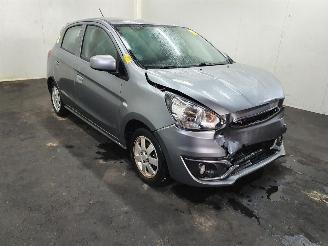 rozbiórka samochody osobowe Mitsubishi Space-star A05A 1.0 Cool+ 2018/2