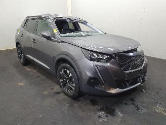 Vrakbiler auto Peugeot 2008 P24E 1.2 PT Business Line Allure 2021/1