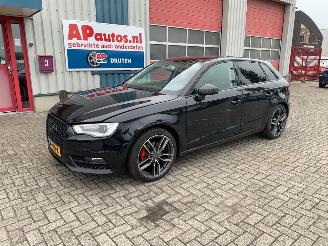 Avarii autoturisme Audi A3 SPORTBACK 8V 1.4 122pk 2013/4