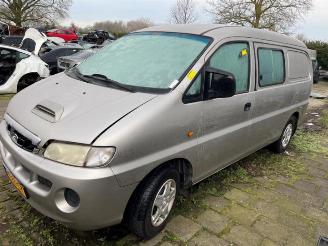 demontáž osobní automobily Hyundai H-200 H-1/H-200, Van, 1997 / 2008 2.5 CRDi Powervan 2000