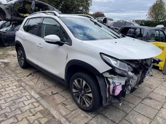 Auto da rottamare Peugeot 2008 2008 (CU), MPV, 2013 / 2019 1.2 12V e-THP PureTech 110 2019/10