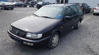 Vrakbiler auto Volkswagen Passat 35I Zwart LC9Z Onderdelen Bumper Deur 1995/11