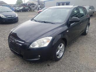 Uttjänta bilar auto Kia Cee d Black Pearl 1K Onderdelen Bumper Deur 2007/5