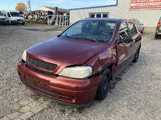 Autoverwertung Opel Astra Rood Z549 F13 3.74 Bak X16SZR Motor 1999/1