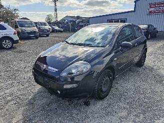 disassembly passenger cars Fiat Punto 1.2 8V Zwart 876 Onderdelen 169A4000 Motor 2011/3