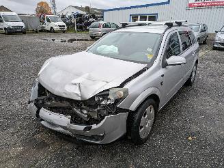 Auto da rottamare Opel Astra 1.6  Caravan 2006/5