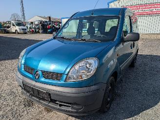 Coche siniestrado Renault Kangoo 1.5 2003/9