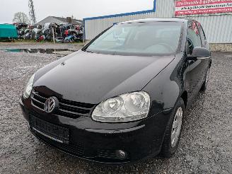 Coche siniestrado Volkswagen Golf 1.4 2006/12