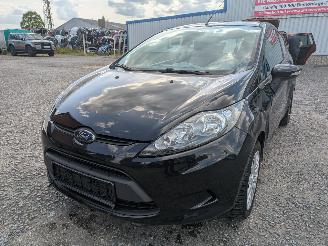 Coche siniestrado Ford Fiesta 1.25 2009/5