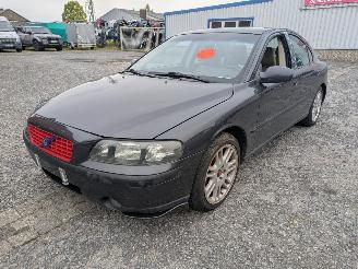 Salvage car Volvo S-60 2.4T Automatik 2001/8