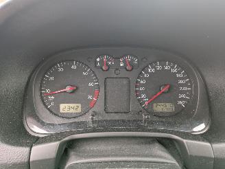 Volkswagen Golf  picture 10