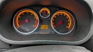 Opel Corsa M24 picture 15
