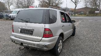 Mercedes M-klasse ML 270 picture 5