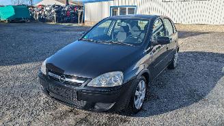 Vrakbiler auto Opel Corsa 1.2 2005/4