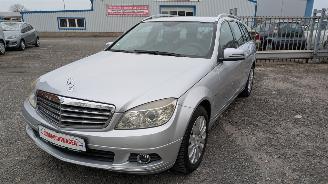 okazja samochody osobowe Mercedes C-klasse C200 T-Modell Kompressor Automatik 2009/3