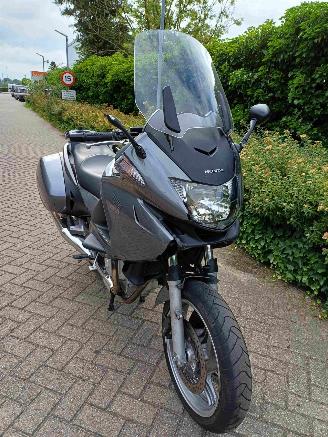 Honda NT 700 Deauville picture 4