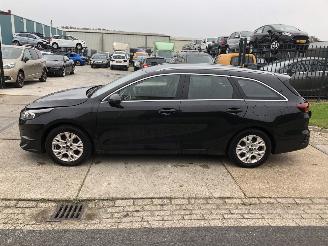Schadeauto Kia Ceed Combi 1.0tgdi 88kW 2022/2
