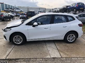 krockskadad bil auto BMW 2-serie 218i Active Tourer 2022/11