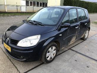 Renault Scenic 16i 16v picture 2
