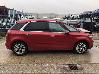 skadebil auto Citroën C4 PICASSO 12i 96kW E6 66000 km 2015/10