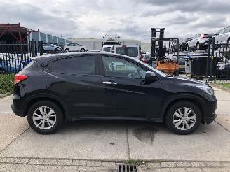 Vaurioauto  passenger cars Honda Hr-v 1.5i 96kW E6 Automaat 2018/3