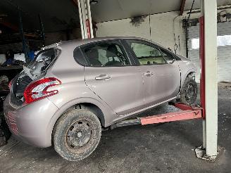 Peugeot 208 1.4 vti picture 2