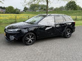 krockskadad bil auto MG MG5 Electric Long Range Luxury 61 kWh 2023/6