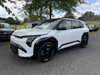 Unfallwagen Kia EV3 GT-line / 81.4 Kwh / Long Range / Premium Pack / 150 KW 2025/6