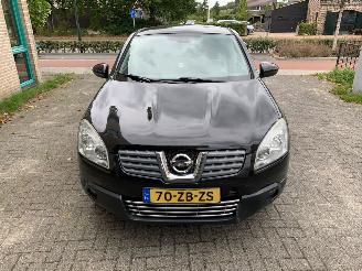 Vaurioauto  passenger cars Nissan Qashqai 2.0 TEKNA PACK 2008/1