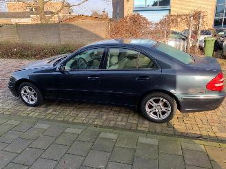 Mercedes E-klasse 200 KOMPRESSOR picture 7