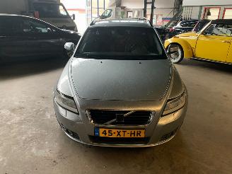 Vaurioauto  passenger cars Volvo V-50 1.8 edition 2 2007/10