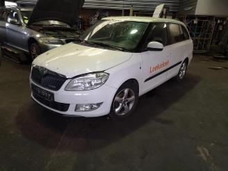 Uttjänta bilar auto Skoda Fabia Fabia II Combi, Combi 5-drs, 2007 / 2015 1.2 TDI 12V Greenline 2011/2