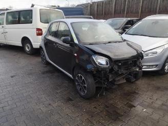 Uttjänta bilar auto Smart Forfour Forfour (453), Hatchback 5-drs, 2014 1.0 12V 2015/10