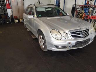 Vrakbiler auto Mercedes E-klasse E Combi (S211), Combi, 2003 / 2009 2.2 E-220 CDI 16V 2007