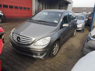 Salvage car Mercedes B-klasse B (W245), Hatchback, 2005 / 2011 1.7 B-170 16V 2005