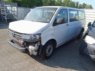 Vrakbiler auto Volkswagen Transporter Transporter T5, Van, 2003 / 2015 2.0 TDI DRF 2014