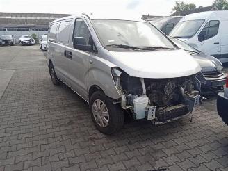 Auto da rottamare Hyundai H-300 H-300, Van, 2008 2.5 CRDi 2010/9