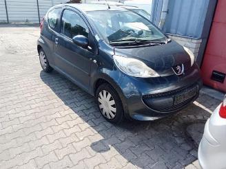 Vrakbiler auto Peugeot 107 107, Hatchback, 2005 / 2014 1.0 12V 2008/6