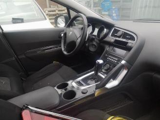 Peugeot 3008 3008 I (0U/HU), MPV, 2009 / 2016 1.6 HDiF 16V picture 8