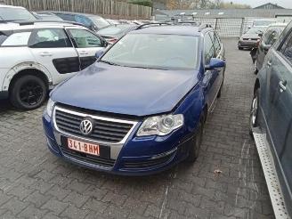 Salvage car Volkswagen Passat Passat Variant (3C5), Combi, 2005 / 2010 1.9 TDI 2008