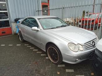 demontáž osobní automobily Mercedes CLK CLK (C209), Coupe, 2002 / 2009 5.0 500 V8 24V 2004
