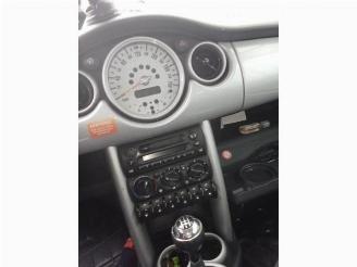 Mini One Mini One/Cooper (R50), Hatchback, 2001 / 2007 1.6 16V One picture 6
