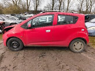 Coche siniestrado Chevrolet Spark 1.0 16V LS Bi-Fuel 2011/1
