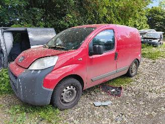 Vrakbiler auto Peugeot Bipper 1.4 HDi XR 2010/3