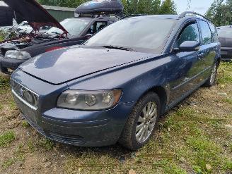 Coche siniestrado Volvo V-50 1.8 Elan 2004/11