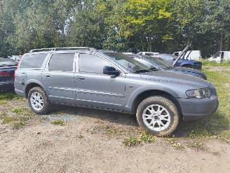 Coche siniestrado Volvo Xc-70 2.5 T AWD 2004/8