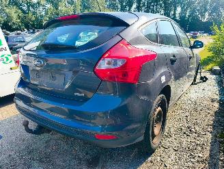 Vrakbiler auto Ford Focus 1.0 EcoBoost Trend 2012/1